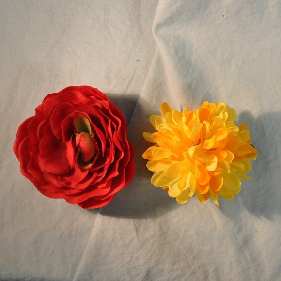 mixed lot of 12 fabric \